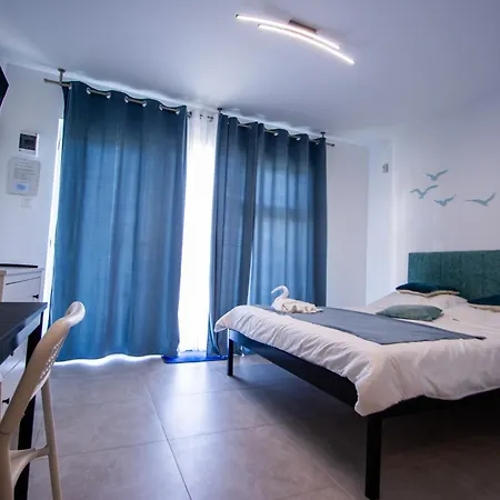 Victoria I Blisko Plazy Guest house 3*